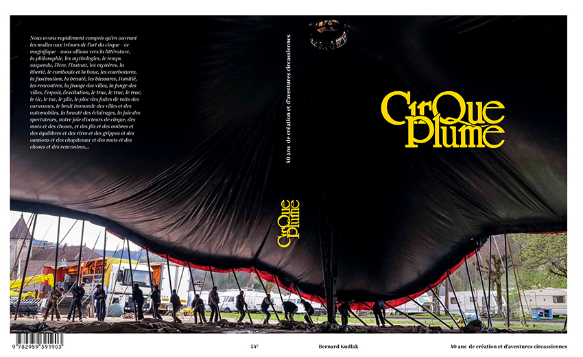 Cover Grand Livre Cirque Plume